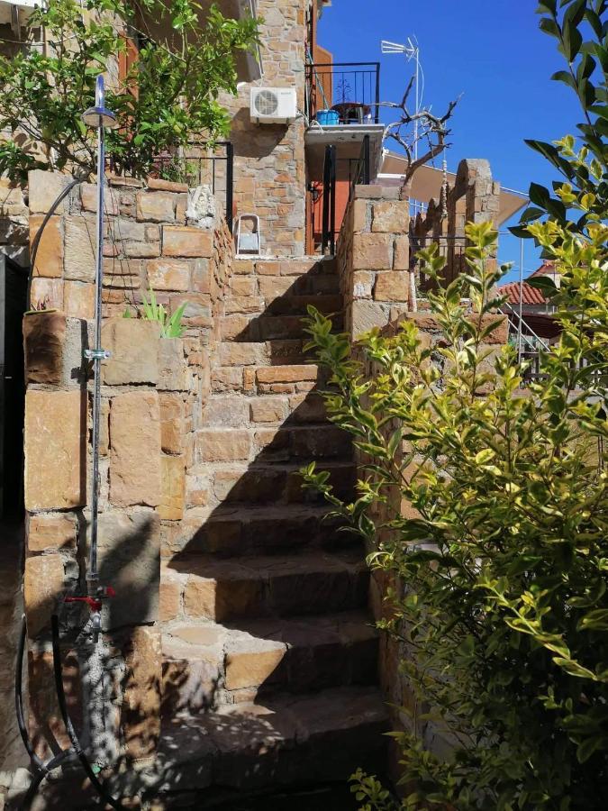Traditional House In Androni Myrina Exterior foto